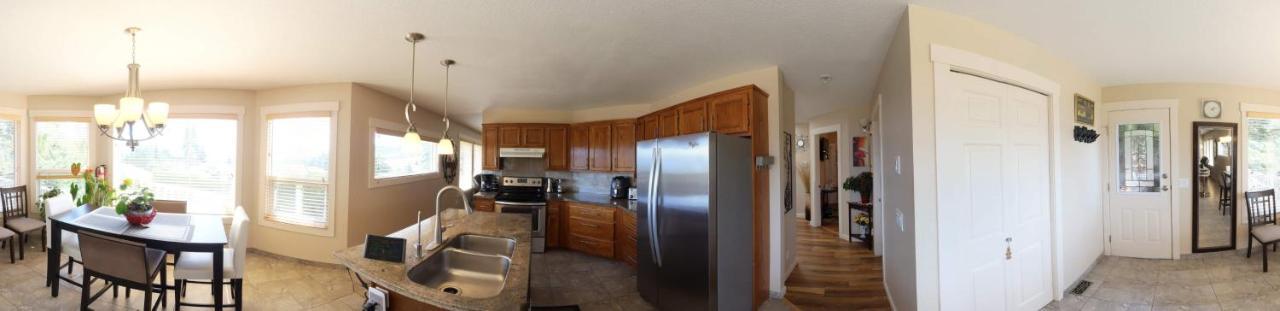 Rodee Homestay West Kelowna Exterior foto